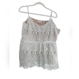 Elegant White Lace Women’s Top 1x/2x
